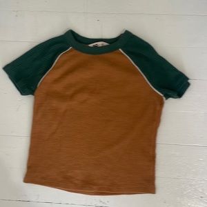 Brown and green cheap T-shirt great quality soft from Kohl’s extra small